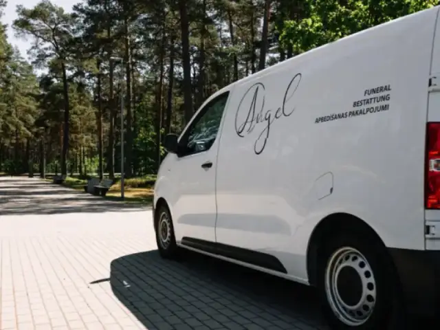 Mirušā nogādāšana uz morgu