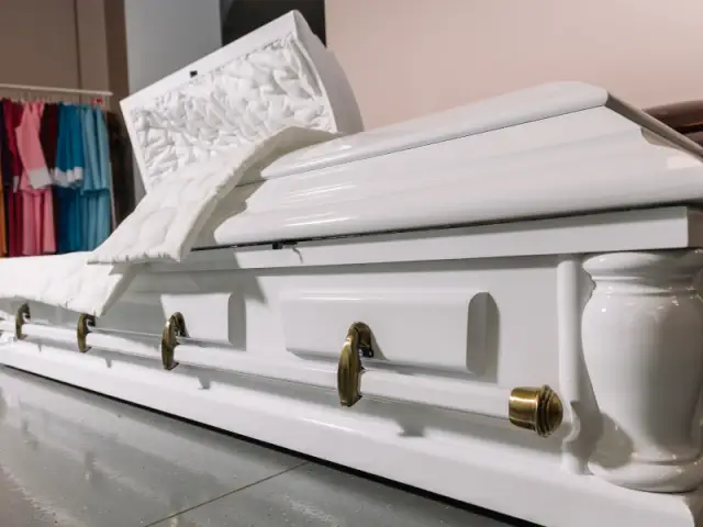 ANGEL AB - Apbedīšanas piederumi un preces