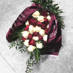 Preview image for  Mourning bouquet with roses and a satin mourning ribbon – P16