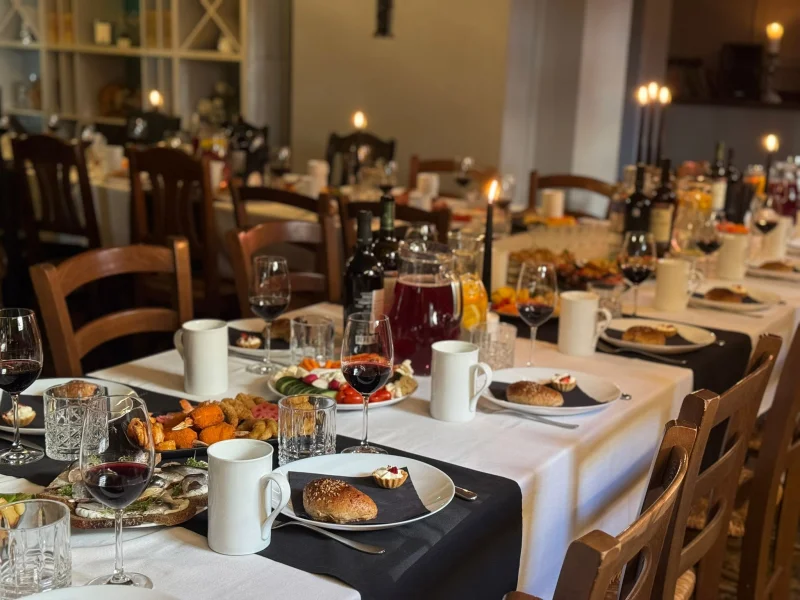 Ilkrogs – Atvadu mielasts Parūpēsimies par Jūsu atvadu mielastu – profesionāli un ar cieņu.