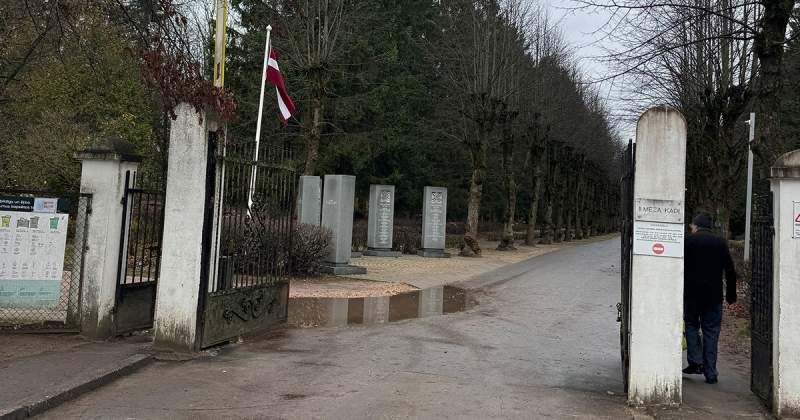 Kapi Rīgā atrodas starp Mežaparku un Čiekurkalnu